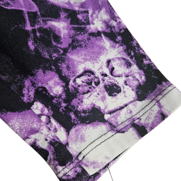 LuLaRoe One Size Black Purple Smoke Skull Leggings - Picture 4 of 8